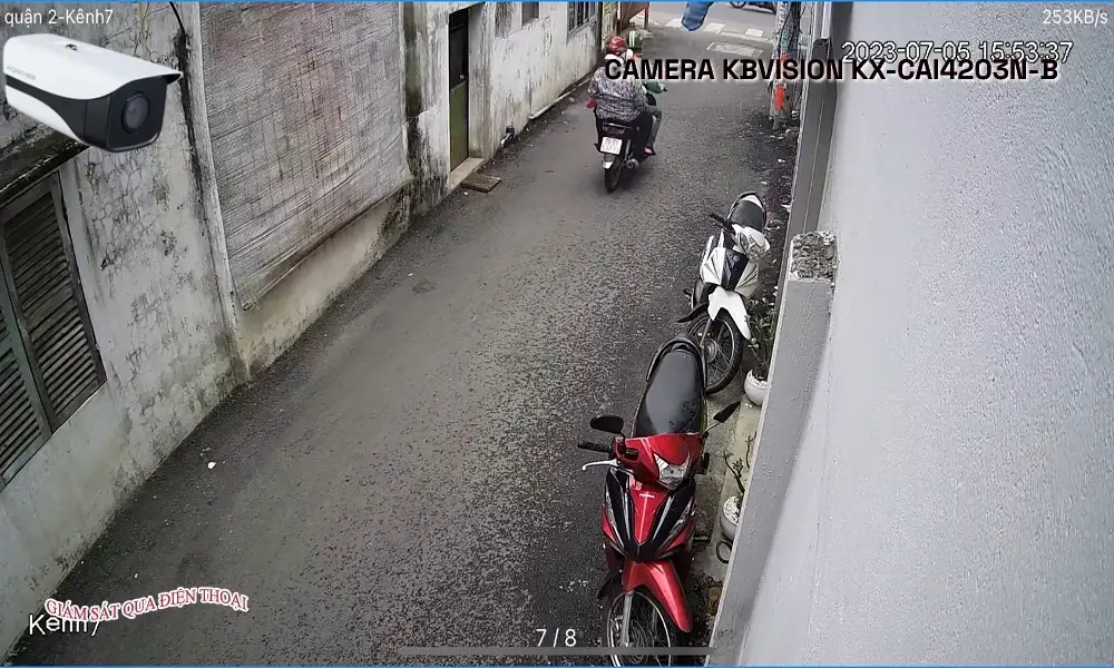 Camera KX-CAi4203N-B  KBvision Thiết kế Đẹp